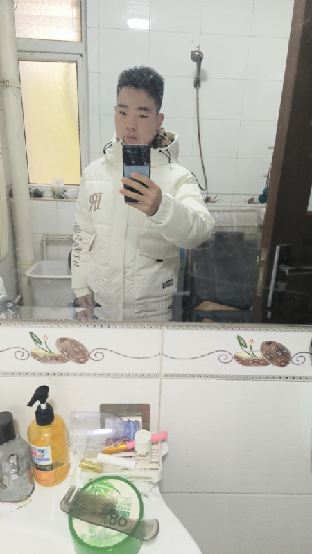 小李的第一张照片--新郑中老年相亲网